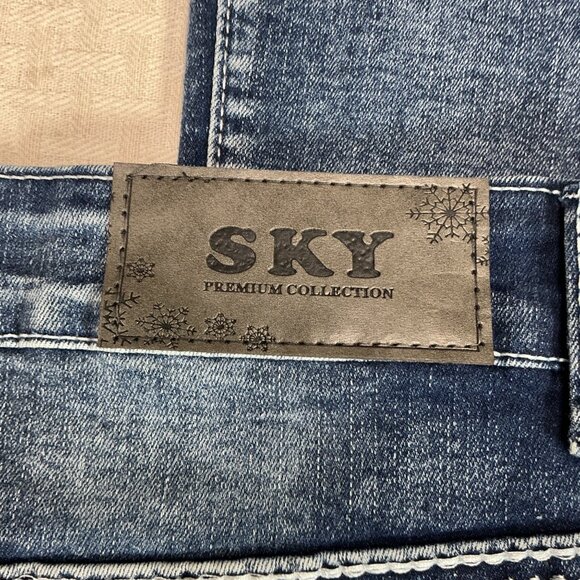 New Sky Premium Women's Western Flared Jeans Size 15 Angel Wings Skull Y2K - Picture 4 of 14